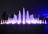 Подгоняйте фонтаны пола парка атракционов с красочными светами приведенными поставщик